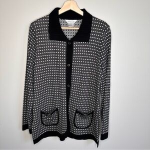 Exclusively misook acrylic black and white cardigan